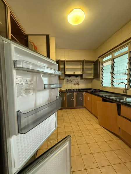Kondominium untuk Disewa di Villa Scott - Varsha Poptani - Kitchen - PropertyGuru.com.my