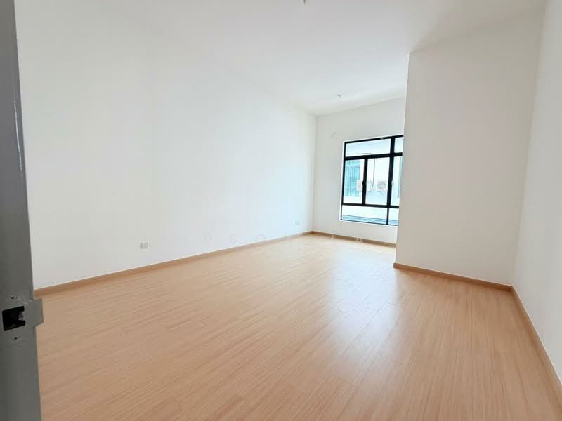 Rumah Berkembar untuk Dijual di Taman Kluang Perdana (Kluang) - Gipson Lay - PropertyGuru.com.my