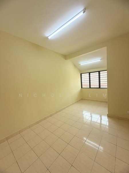 Terraced House for Sale in Bandar Putra Permai (Seri Kembangan) - Nicholas Lim - Interior - PropertyGuru.com.my