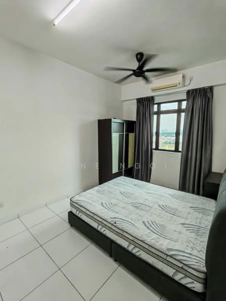 Service Residence for Rent at Sky Oasis Residence (Pangsapuri Oasis 1) - Jane Ngoi - Bedroom - PropertyGuru.com.my