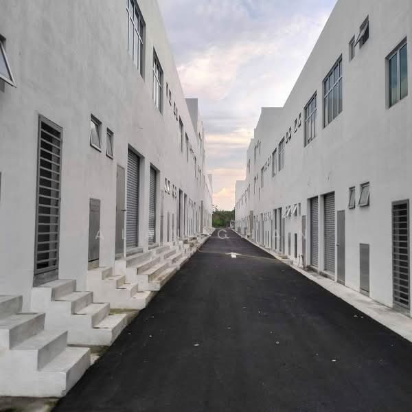 Shop / Office for Rent in Taman Cheras (Cheras) - Alan Chan - Exterior - PropertyGuru.com.my