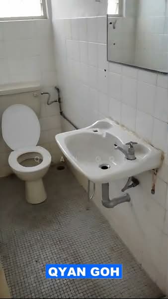 Rumah Berkembar untuk Disewa di Island Glades (Jelutong) - Qyan Goh - Bathroom - PropertyGuru.com.my