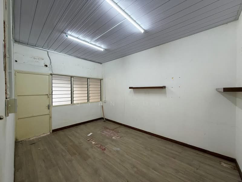 Semi-Detached House for Rent in Island Glades (Jelutong) - Qyan Goh - Interior - PropertyGuru.com.my