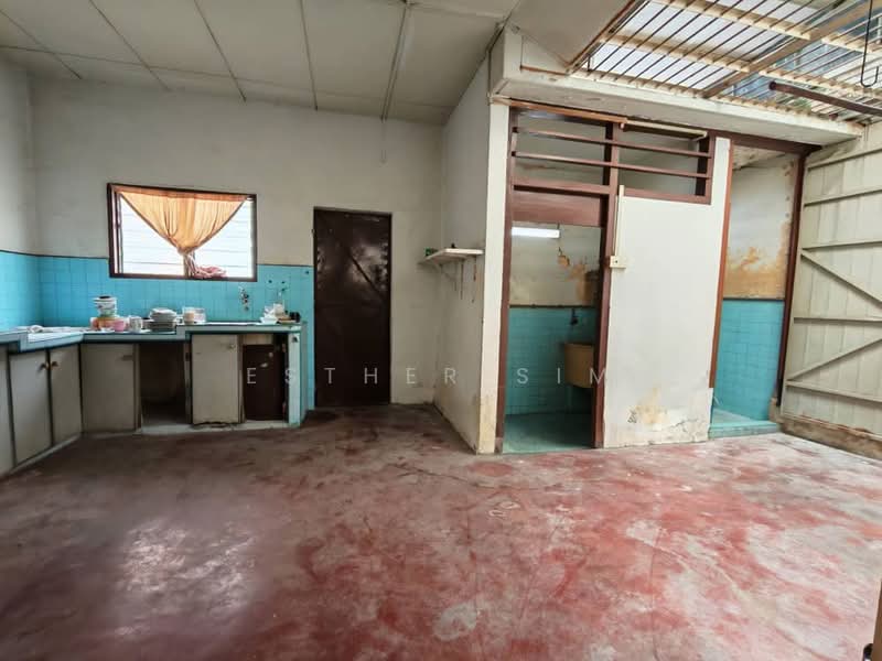 Rumah Teres 2 Tingkat untuk Dijual di Ayer Itam (Penang) - Esther Sim - Kitchen - PropertyGuru.com.my