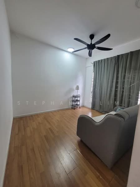 Condominium for Sale at TRI PINNACLE - Stephanie Lim - Living Room - PropertyGuru.com.my
