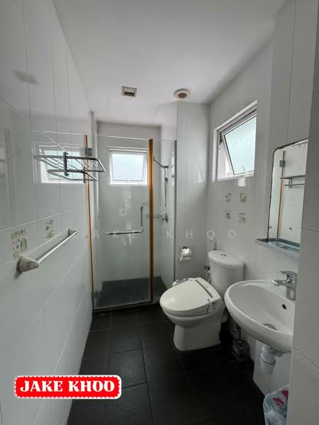 Condominium for Rent at BayStar Condominium - Jake Khoo - Bathroom - PropertyGuru.com.my