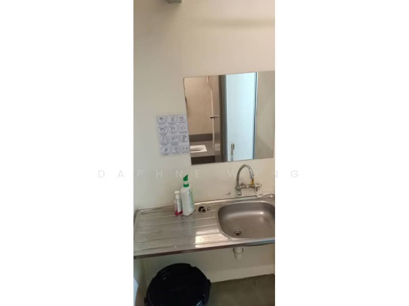 Shop / Office for Sale in Kuchai Business Park (Kuala Lumpur) - Daphne Wong - Bathroom - PropertyGuru.com.my