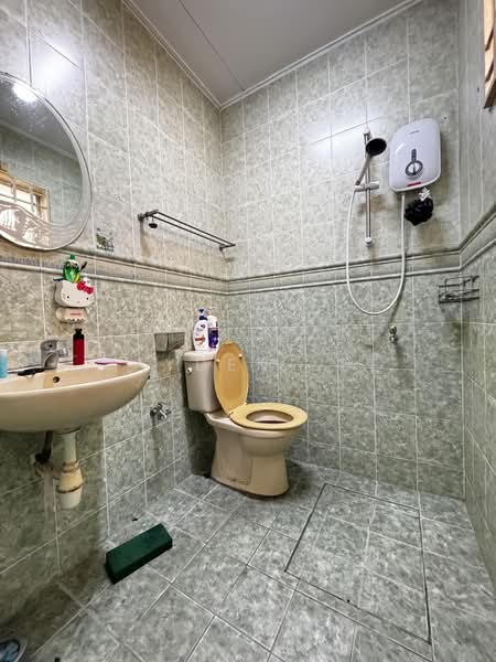 Rumah Teres untuk Dijual di Bandar Puteri Puchong (Puchong) - Jayden Lee - Bathroom - PropertyGuru.com.my