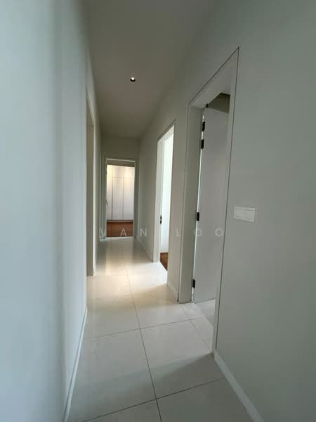 Service Residence for Rent at Oxford Residences @ Pavilion Embassy - Ivan Loo - Corridor - PropertyGuru.com.my