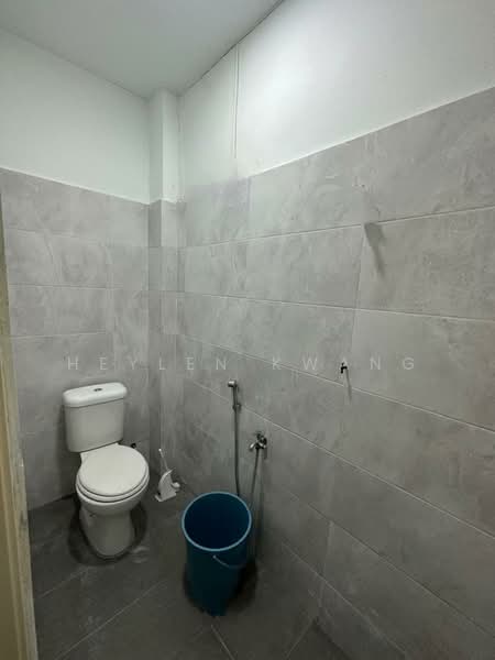 Shop / Office for Rent in Ambang Botanic 2 (Klang) - Heylen Kwang - Bathroom - PropertyGuru.com.my