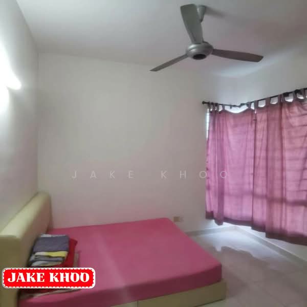 Kondominium untuk Dijual di Regency Heights Condo - Jake Khoo - Bedroom - PropertyGuru.com.my