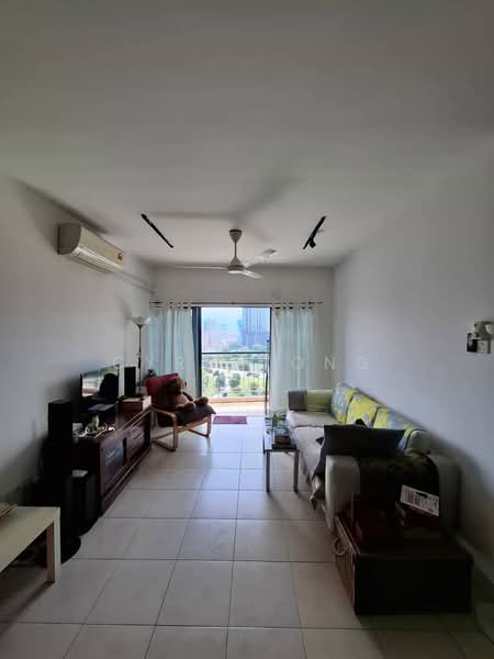 Kondominium untuk Dijual di Changkat View - Cyrus Ong - Living Room - PropertyGuru.com.my