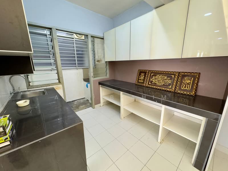 Pangsapuri untuk Dijual di Gapura Bayu - Azli Ibrahim - Kitchen - PropertyGuru.com.my