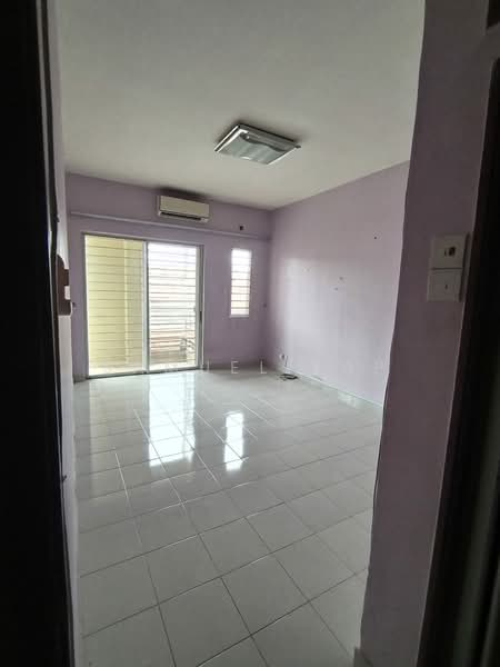 Rumah Bandar untuk Disewa di Batu Caves (Selangor) - Samuel Yap - Living Room - PropertyGuru.com.my