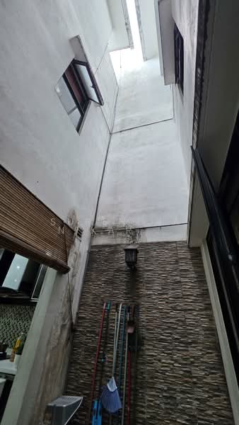 2.5-storey Terraced House for Sale in Pusat Bandar Puchong (Puchong) - Surendran Karapiah - Exterior - PropertyGuru.com.my