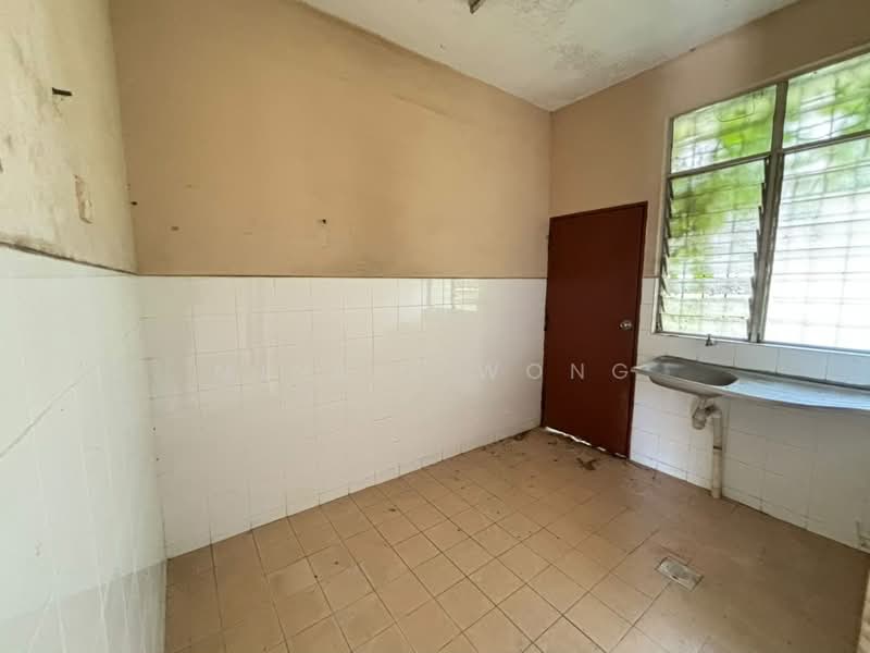 Rumah Teres 2 Tingkat untuk Dijual di Bukit Sentosa (Rawang) - Minnie Wong - Kitchen - PropertyGuru.com.my