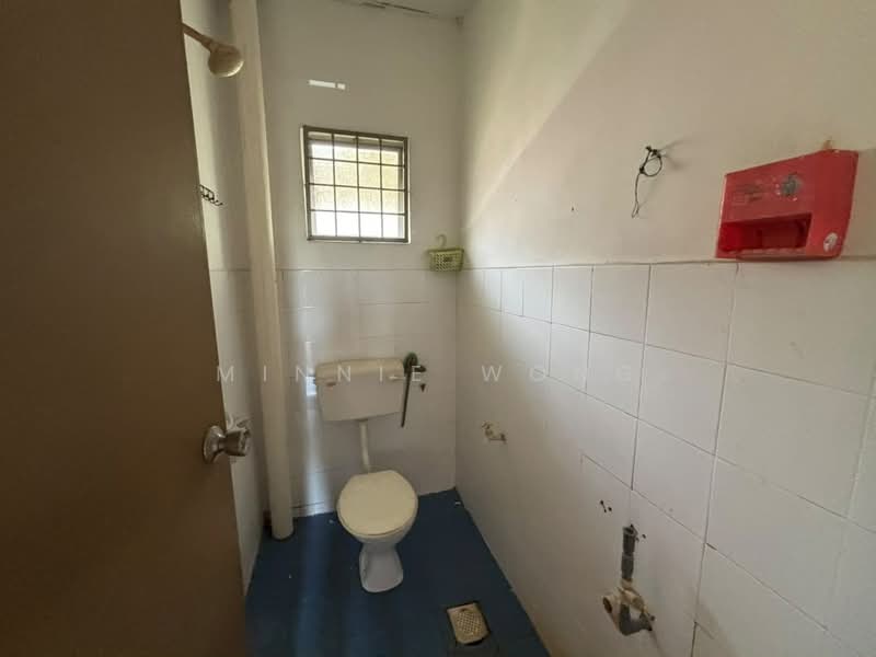 Rumah Teres 2 Tingkat untuk Dijual di Bukit Sentosa (Rawang) - Minnie Wong - Bathroom - PropertyGuru.com.my