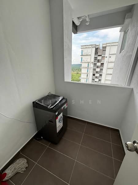 Pangsapuri untuk Disewa di The Senai Garden – Phase 2 - Teik Shen - Balcony - PropertyGuru.com.my
