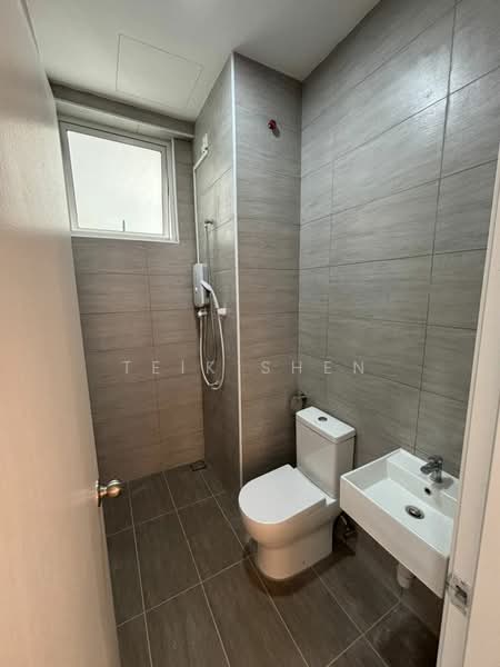 Pangsapuri untuk Disewa di The Senai Garden – Phase 2 - Teik Shen - Bathroom - PropertyGuru.com.my