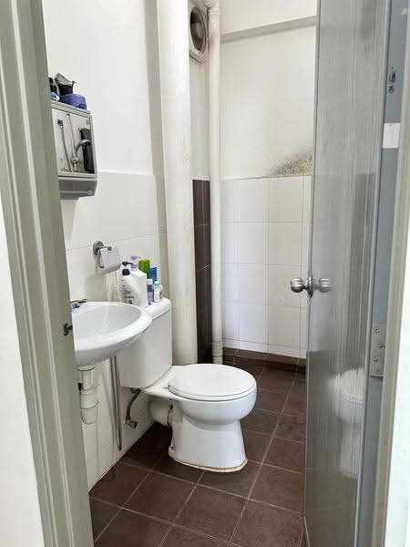 Apartment for Sale at Palma Laguna - Elvin Choo - Bathroom - PropertyGuru.com.my