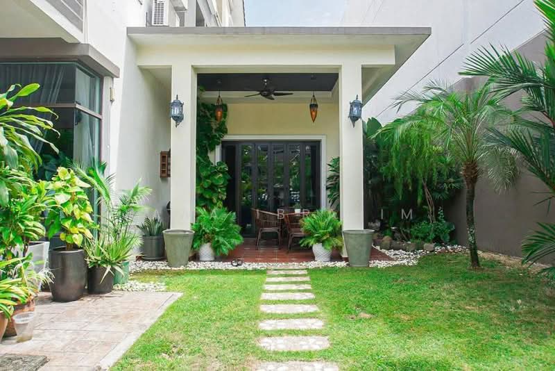 Rumah Banglo untuk Dijual di Kota Kemuning (Shah Alam) - Hawa Ibrahim - Exterior - PropertyGuru.com.my
