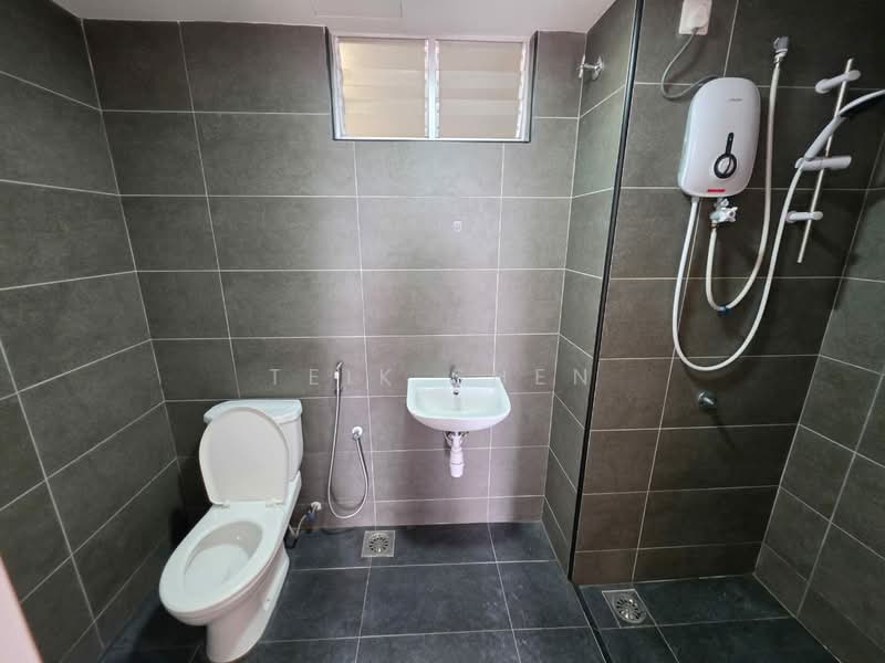 Service Residence for Rent at Midas @ Seri Alam - Teik Shen - Bathroom - PropertyGuru.com.my