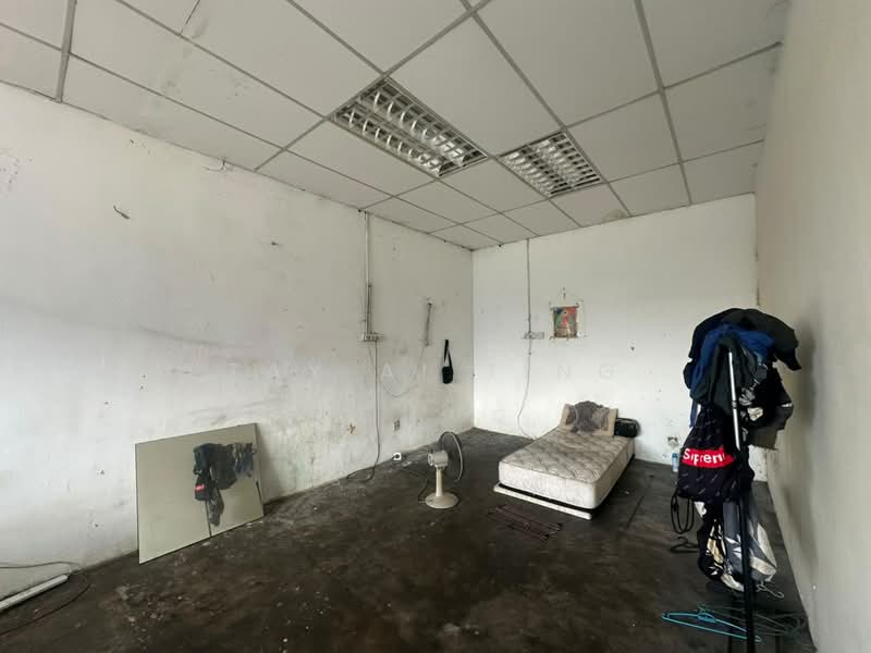 Factory for Rent in Taman Industri Jaya (Skudai) - Tay Ai Ting - Bedroom - PropertyGuru.com.my