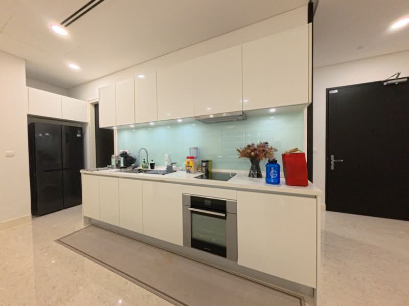 Servis Apartment untuk Dijual di Banyan Tree Signatures - Joyce Ong - Kitchen - PropertyGuru.com.my