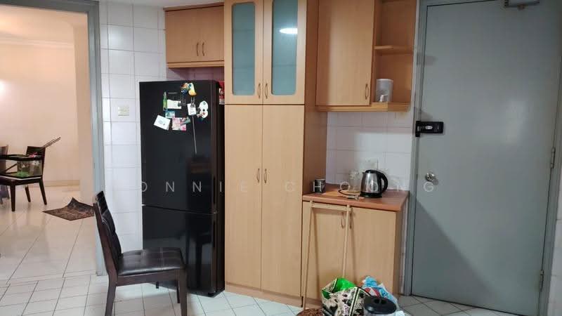 Kondominium untuk Dijual di The Straits View Condominium - Connie Choong - Kitchen - PropertyGuru.com.my