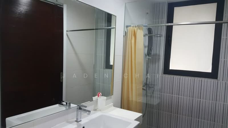 Servis Apartment untuk Disewa di V@SUMMERPLACE - Jaden Chai - Bathroom - PropertyGuru.com.my