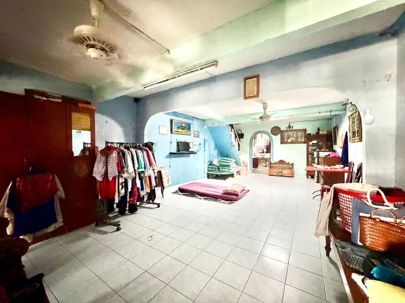 Rumah Teres 2 Tingkat untuk Dijual di Taman Medan (Petaling Jaya) - Izzat Zamros - PropertyGuru.com.my