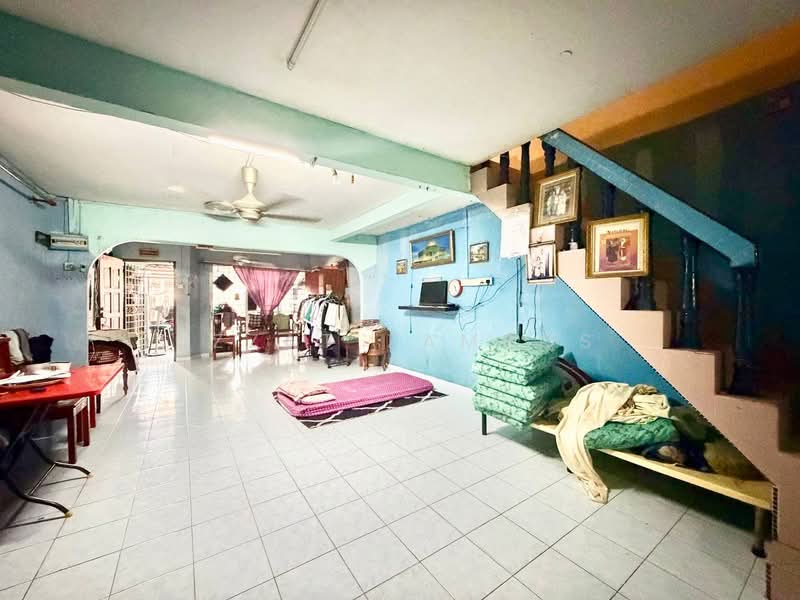 Rumah Teres 2 Tingkat untuk Dijual di Taman Medan (Petaling Jaya) - Izzat Zamros - PropertyGuru.com.my