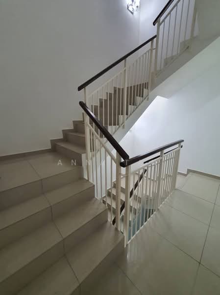 Rumah Teres 2.5 Tingkat untuk Disewa di Setia Alam (Selangor) - Anna Tan - Interior - PropertyGuru.com.my