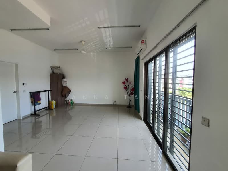Rumah Teres 2.5 Tingkat untuk Disewa di Setia Alam (Selangor) - Anna Tan - Living Room - PropertyGuru.com.my