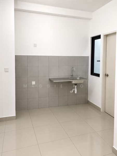 Condominium for Sale at M Adora - Maggie Kok - Kitchen - PropertyGuru.com.my