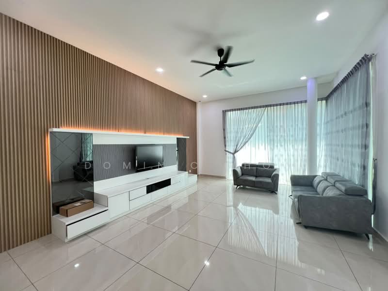 Rumah Banglo untuk Disewa di Taman Desa Tebrau (Tebrau) - Dominic Chow - Living Room - PropertyGuru.com.my