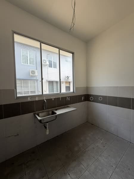 2-storey Terraced House for Sale in Kampar (Perak) - Kelvin Foo - Kitchen - PropertyGuru.com.my