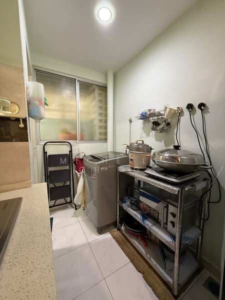 Rumah Flat untuk Disewa di E Garden - Michelle Ch'ng - Kitchen - PropertyGuru.com.my