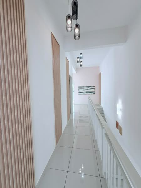 Townhouse for Rent in 16 Sierra (Puchong) - Jennifer Lai - Corridor - PropertyGuru.com.my