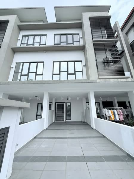 Townhouse for Rent in 16 Sierra (Puchong) - Jennifer Lai - Exterior - PropertyGuru.com.my