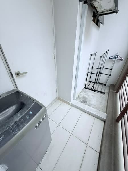Townhouse for Rent in 16 Sierra (Puchong) - Jennifer Lai - Balcony - PropertyGuru.com.my