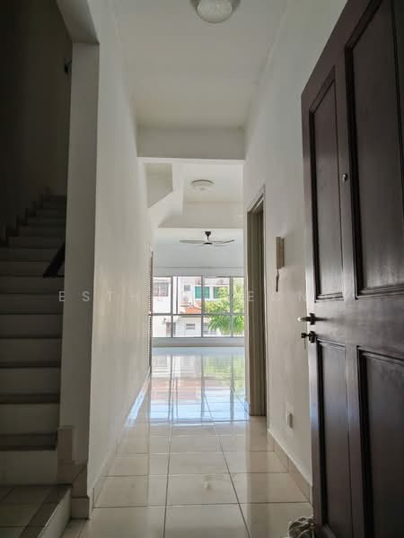 Townhouse for Sale in Kota Kemuning (Shah Alam) - Esther Leong - Corridor - PropertyGuru.com.my
