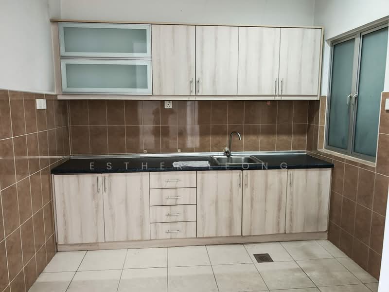 Townhouse for Sale in Kota Kemuning (Shah Alam) - Esther Leong - Kitchen - PropertyGuru.com.my
