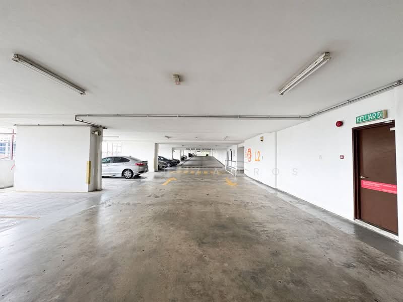 Service Residence for Sale at J.Dupion Residence - Izzat Zamros - PropertyGuru.com.my