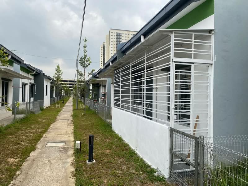 1-storey Terraced House for Sale in Cybersouth (Dengkil) - Hawa Ibrahim - PropertyGuru.com.my