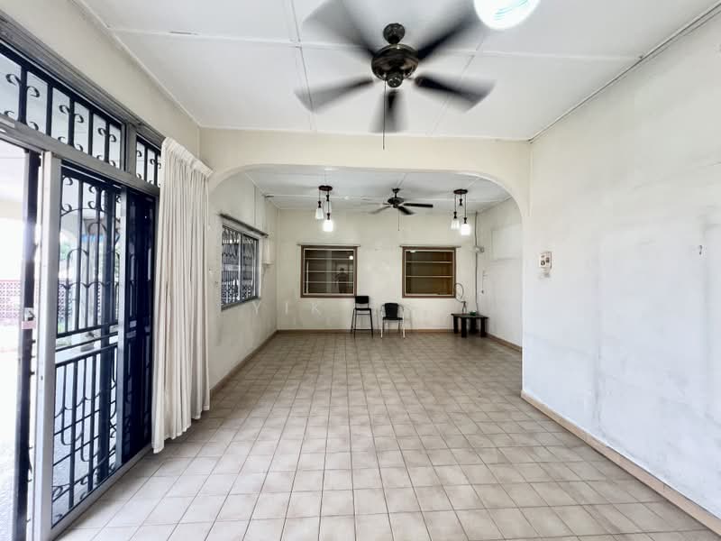Link Bungalow for Sale in Taman Melodies (Johor Bahru) - Yik Tat - Interior - PropertyGuru.com.my
