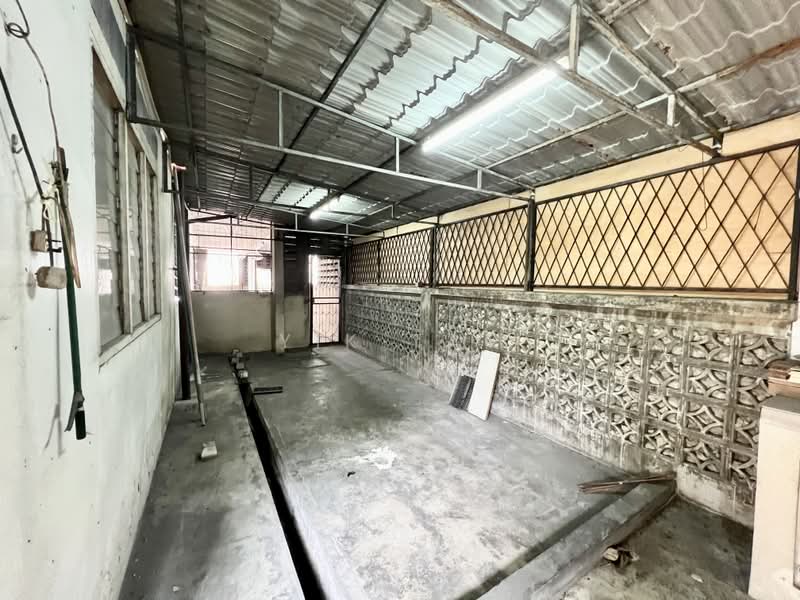 Link Bungalow for Sale in Taman Melodies (Johor Bahru) - Yik Tat - Exterior - PropertyGuru.com.my