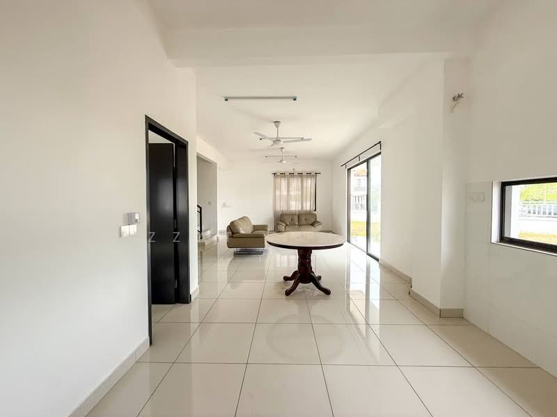 Rumah Teres 2 Tingkat untuk Dijual di Alam Sari (Bangi) - Izzat Zamros - PropertyGuru.com.my