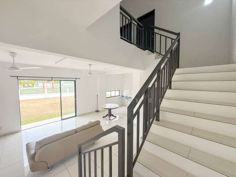 Rumah Teres 2 Tingkat untuk Dijual di Alam Sari (Bangi) - Izzat Zamros - PropertyGuru.com.my