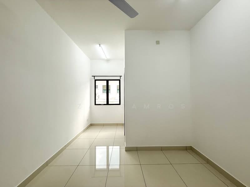 Rumah Teres 2 Tingkat untuk Dijual di Alam Sari (Bangi) - Izzat Zamros - PropertyGuru.com.my